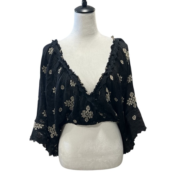 Free People Love Somebody Black & Tan Embroidered Top w/Lace Trim  (XS) - Picture 2 of 6